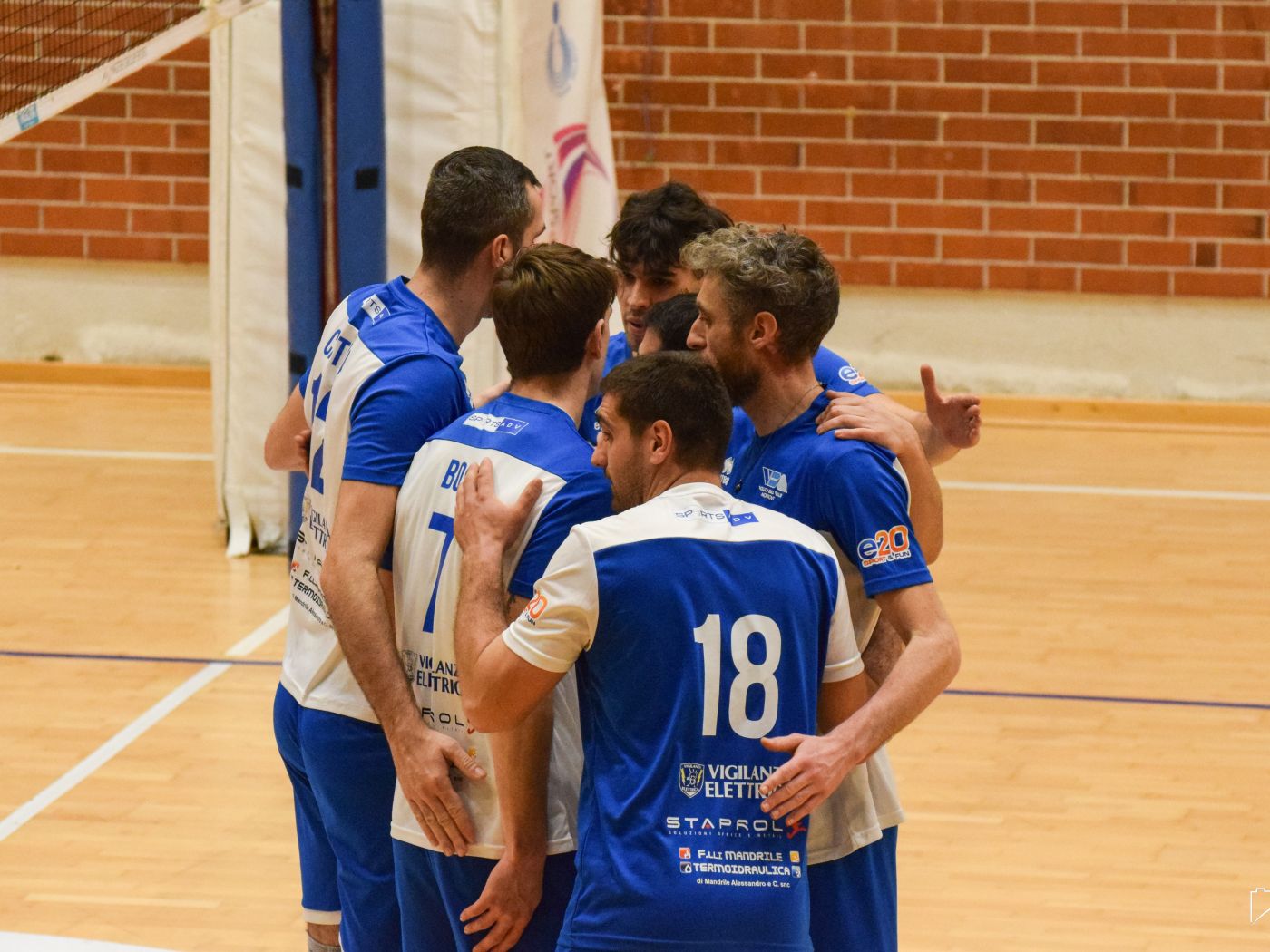 PROVINCIA GRANDA - Abbraccio Vbc Mondovì