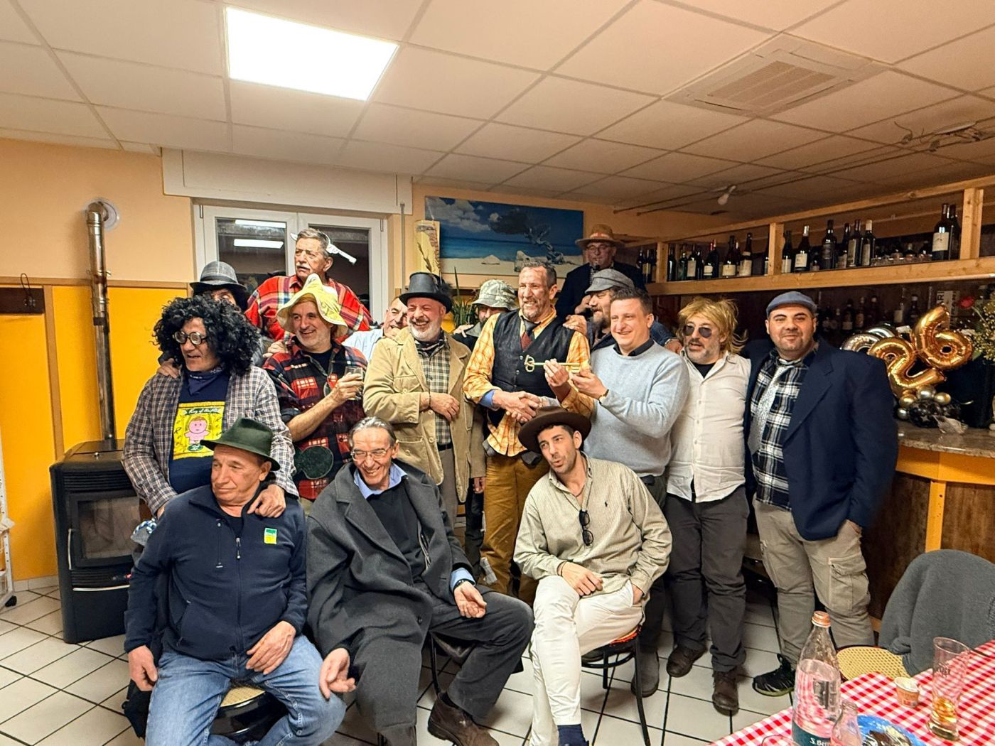 PROVINCIA GRANDA - La consegna delle chiavi di San Michele da parte del sindaco Aimone