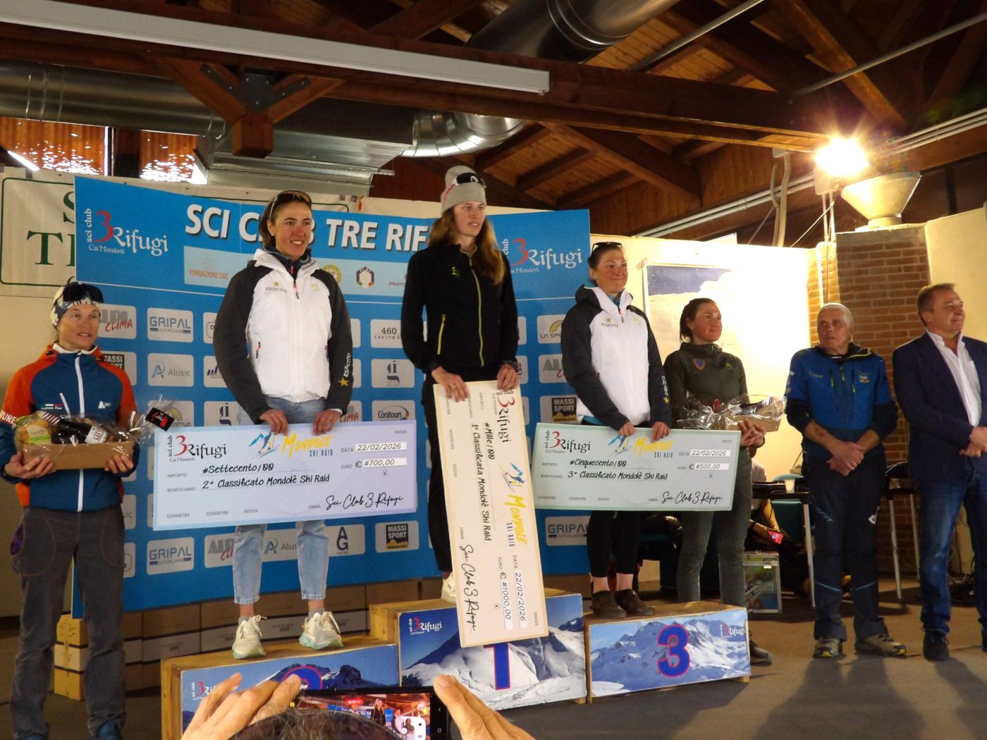 podio assoluto femminile Mondolè Ski Raid