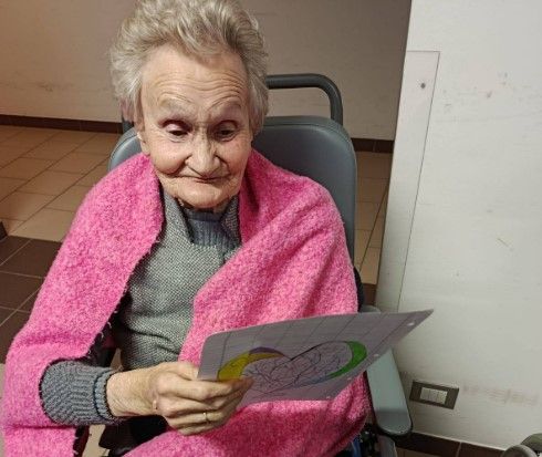 Anziana ospite Casa di Riposo Carrù