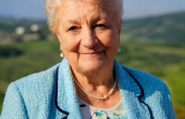 <div class='tp_title'>Giovanna Chionetti in Bertone</div><div class='tp_desc'>Con infinito amore salutiamo la nostra amata GIOVANNA CHIONETTI in BERTONE di anni 76 Il tuo sorriso e il tuo amore resteranno per sempre con noi e continueranno a tenere unita la nostra famiglia. Ti portano nel cuore: il marito FIORENZO, i figli: MONICA con il marito Dean e figli Aurora e Matteo, SIMONE e figlio Lorenzo, cognata, cognato, nipoti, pronipoti, cugini e parenti tutti. Ci mancherai immensamente. I funerali si sono svolti giovedì 10 settembre nella parrocchia di Rifreddo in Mondov...</div><div style='clear:both'></div><div class='title'>Immagine</div><div class='images_box'><img src='/components/com_djclassifieds/images/item/0/274_chionetti_giovanna_ths.png' /></div><div style='clear:both'></div> Giovanna Chionetti in Bertone