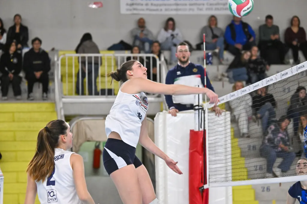 PROVINCIA GRANDA - Mondovì Volley guarda al futuro: al centro arriva la giovane Giulia Picchiotti