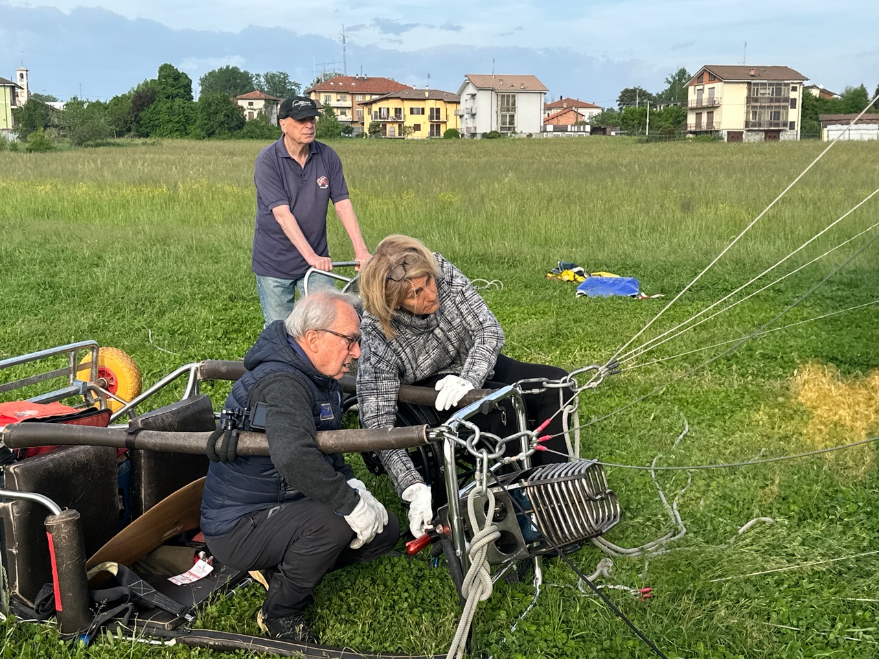 Gonfiaggio Adele e John Aimo 1761766626020