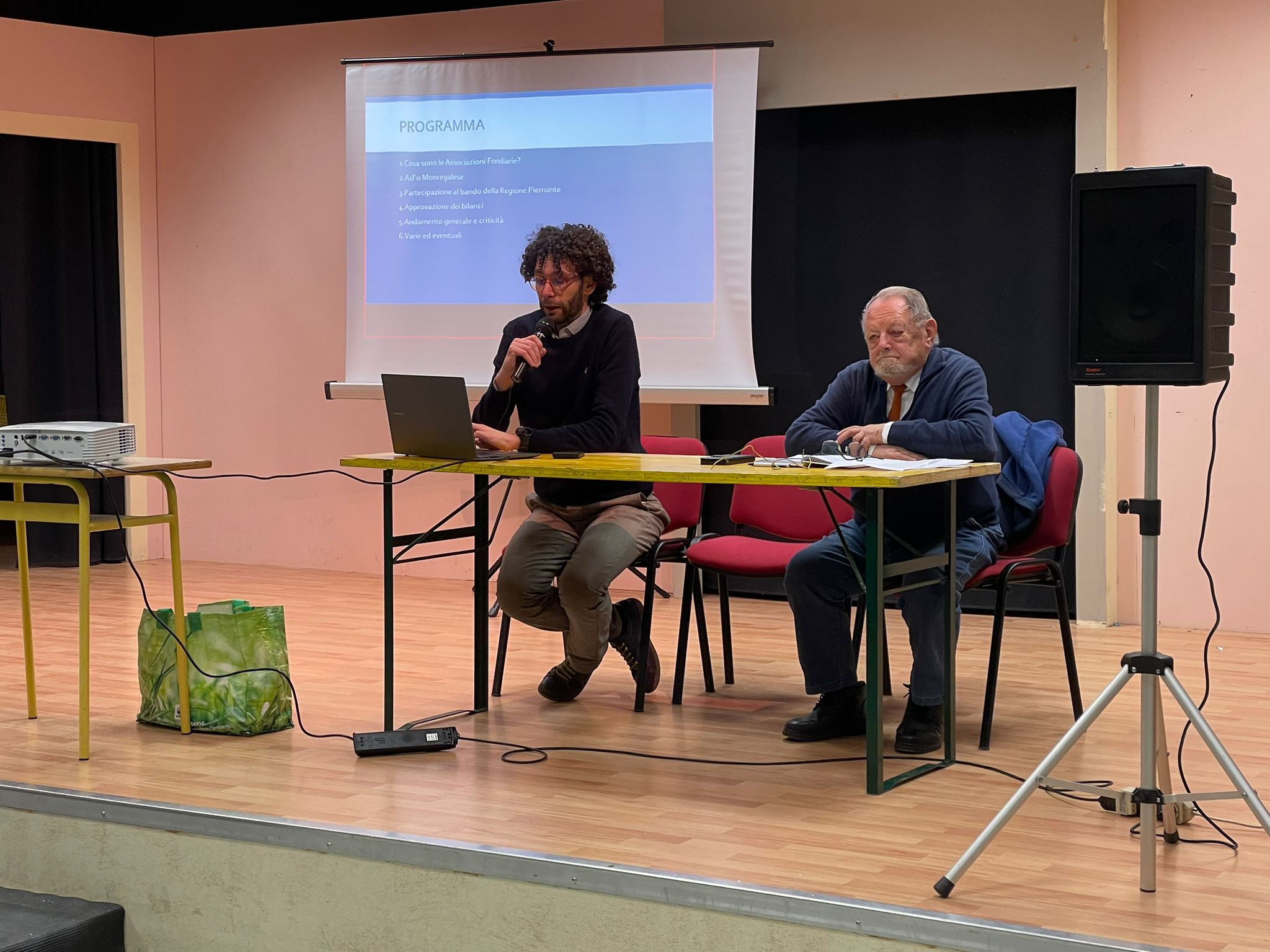 PROVINCIA GRANDA - Il tavolo dei relatori con Giacomo Bergese e Vittorio Camilla, presidente ASFO Monregalese