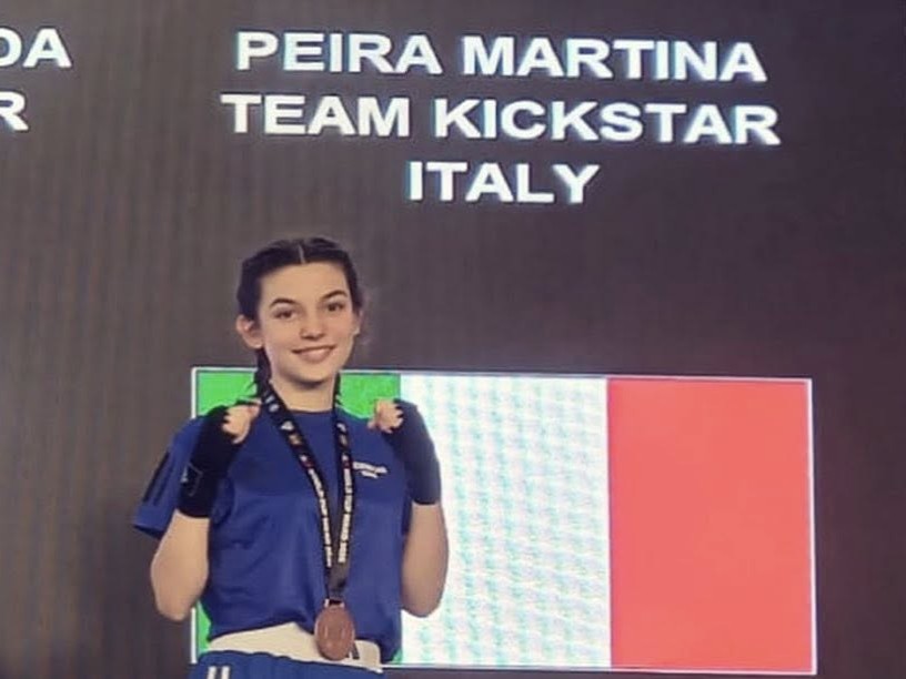 Martina Peira kickboxing