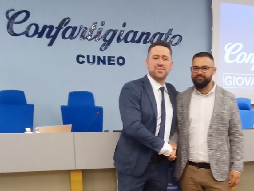 PROVINCIA GRANDA - Passaggio di consegne tra Garino e Simone Bongiovanni di Carrù, nuovo presidente Giovani Imprenditori Confartigianato Cuneo