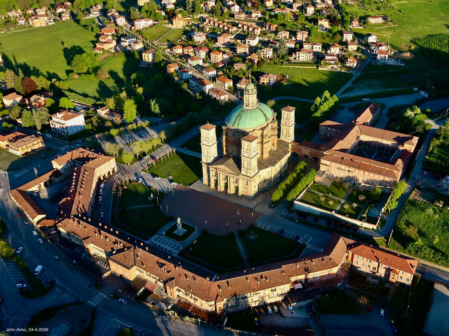 PROVINCIA GRANDA - Una veduta aerea del Santuario di Vicoforte