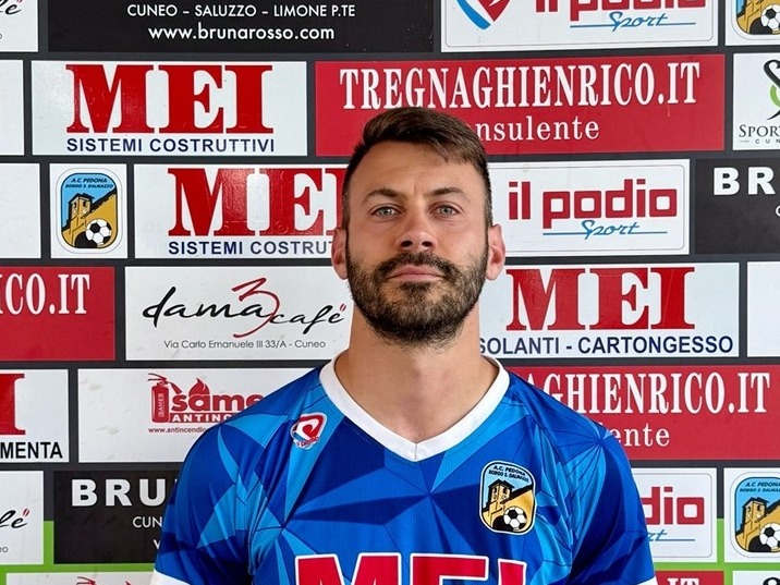 PROVINCIA GRANDA - Marco Dalmasso con la maglia del Pedona Calcio