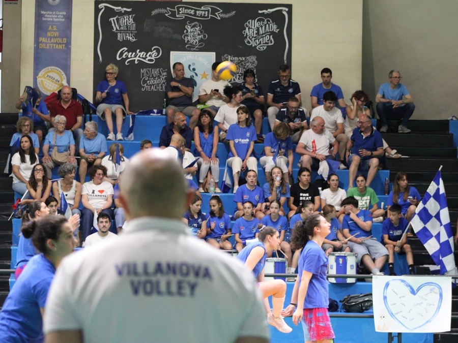 tifoseria finale villanova