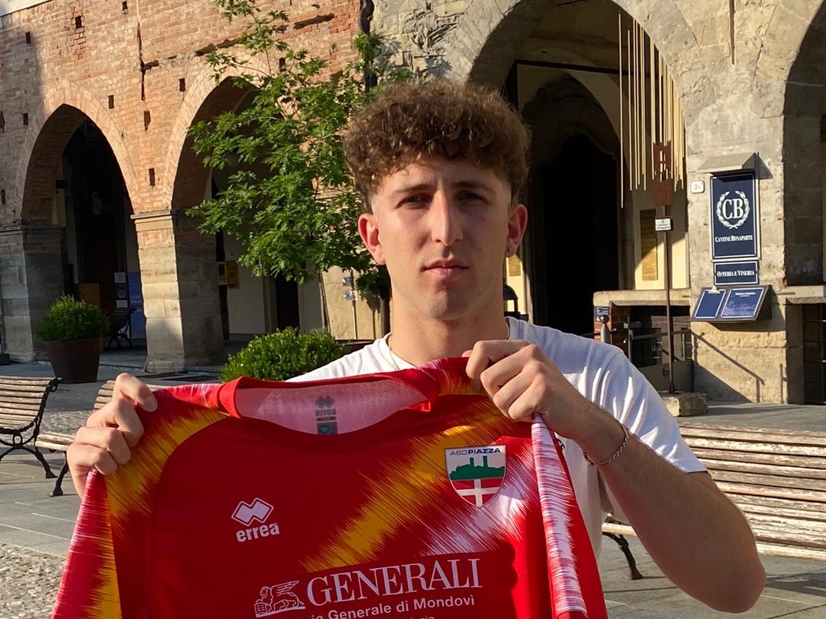PROVINCIA GRANDA - Leo Corso Piazza Calcio