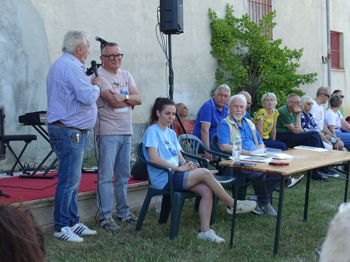 PROVINCIA GRANDA - Il sindaco Mina con il presidente di Nigella ODV Benedetto
