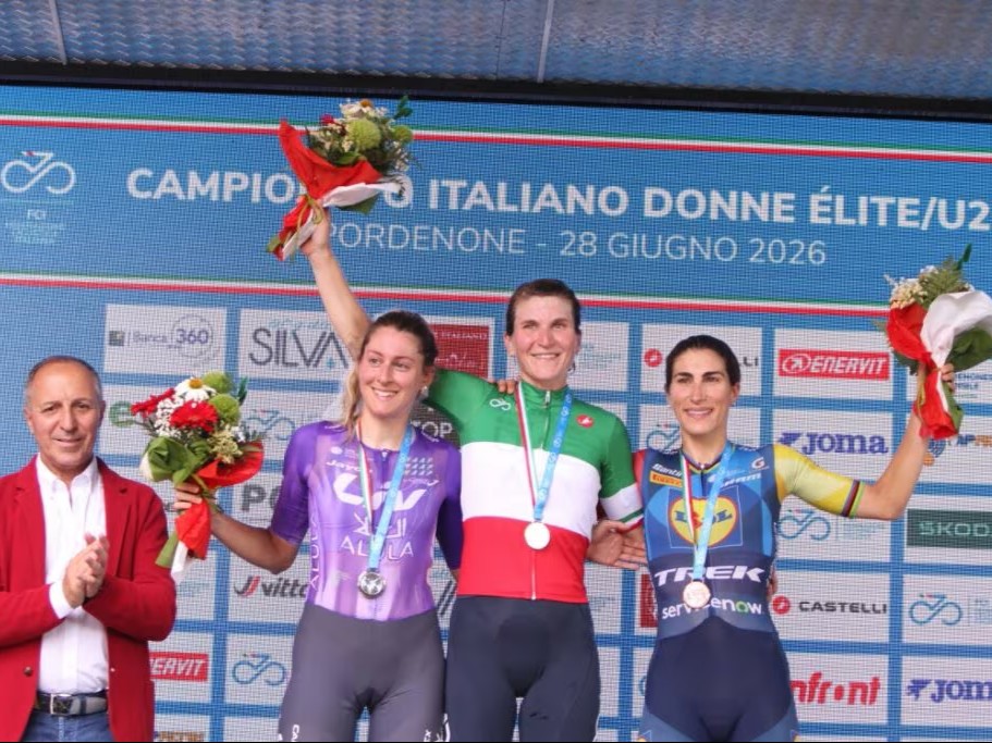podio tricolore Balsamo FCI