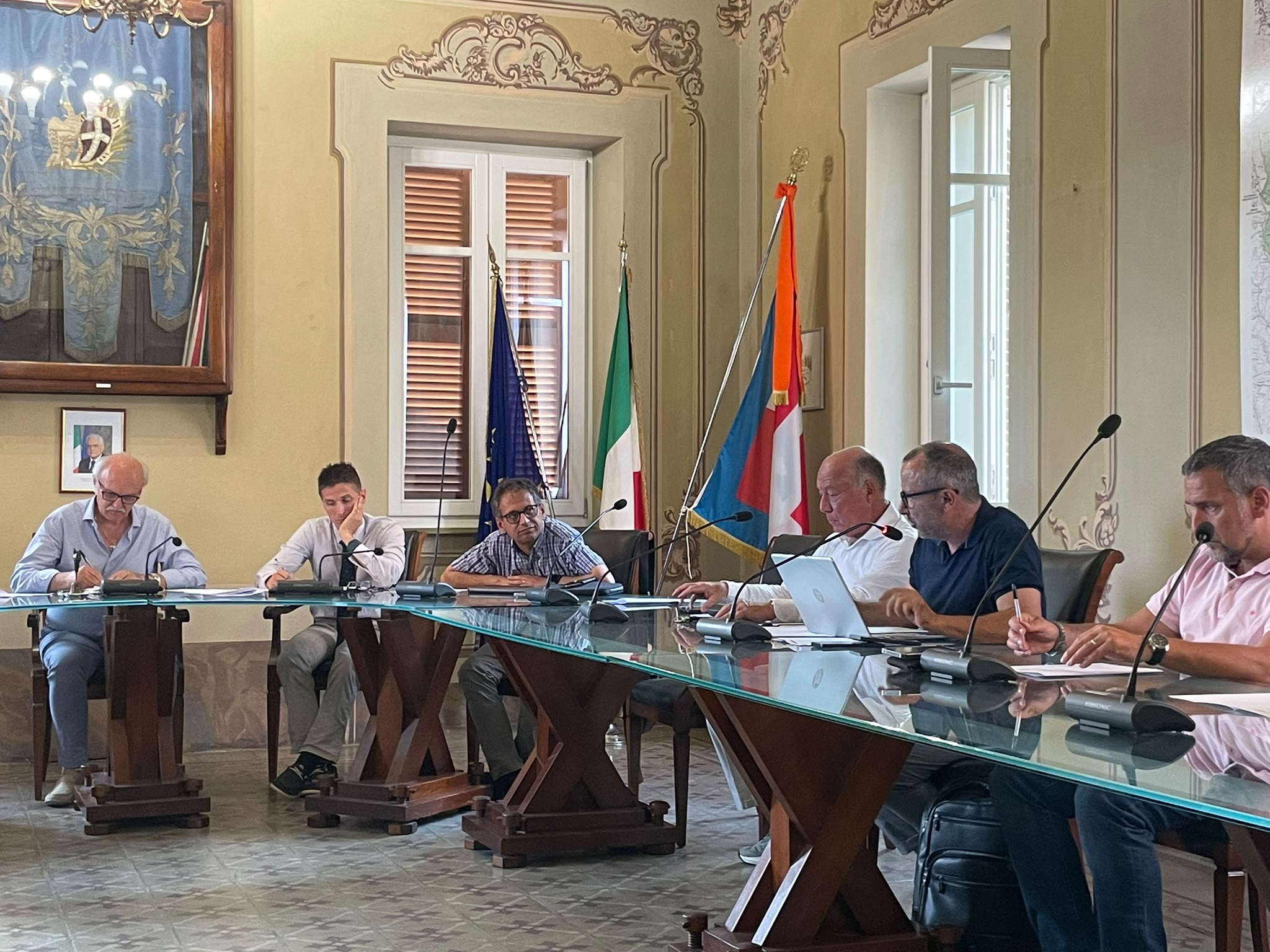 PROVINCIA GRANDA - Il consigliere Bonelli legge il suo intervento in Consiglio