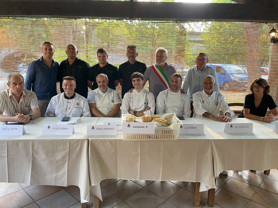 giuria e autorità pane niella