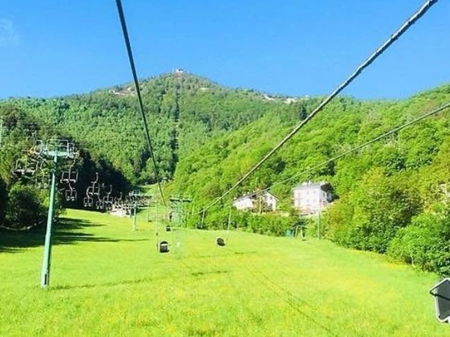 PROVINCIA GRANDA - La seggiovia ai piedi del Monte Moro