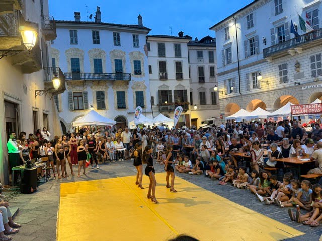 seva ca bugia esibizione ballo