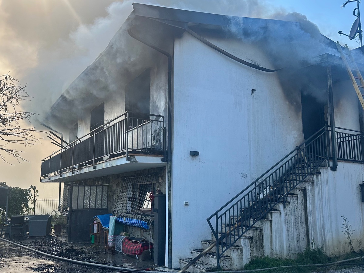 casa incendio villanova