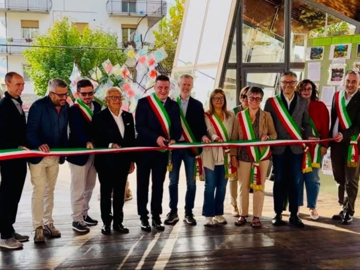 PROVINCIA GRANDA - Il taglio del nastro della manifestazione