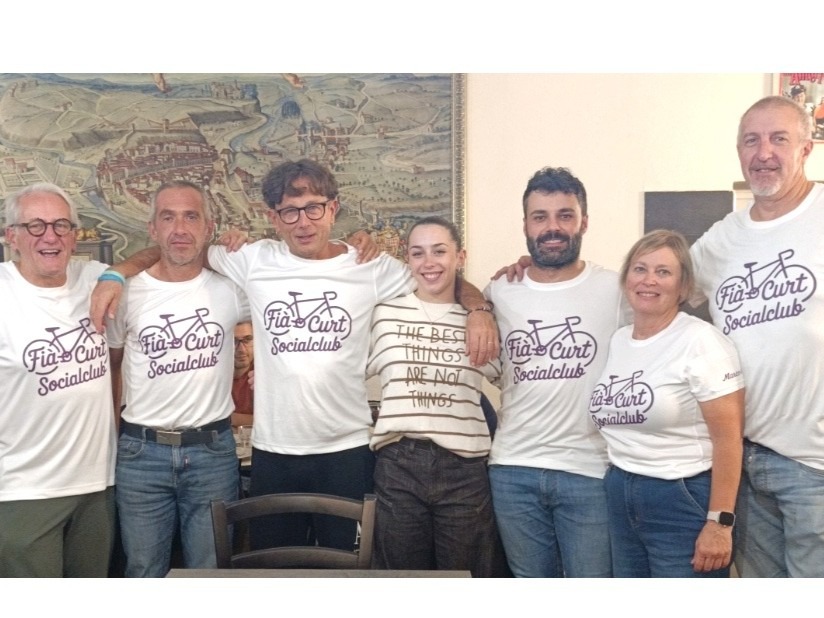 Fià Curt Social Ceva Bezzone