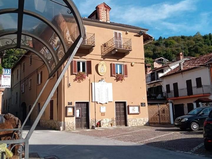 PROVINCIA GRANDA - La centrale piazza Mellino a Torre Mondovì