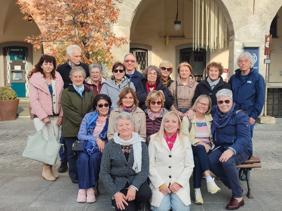 PROVINCIA GRANDA - Gli studenti del 1976 domenica a Piazza