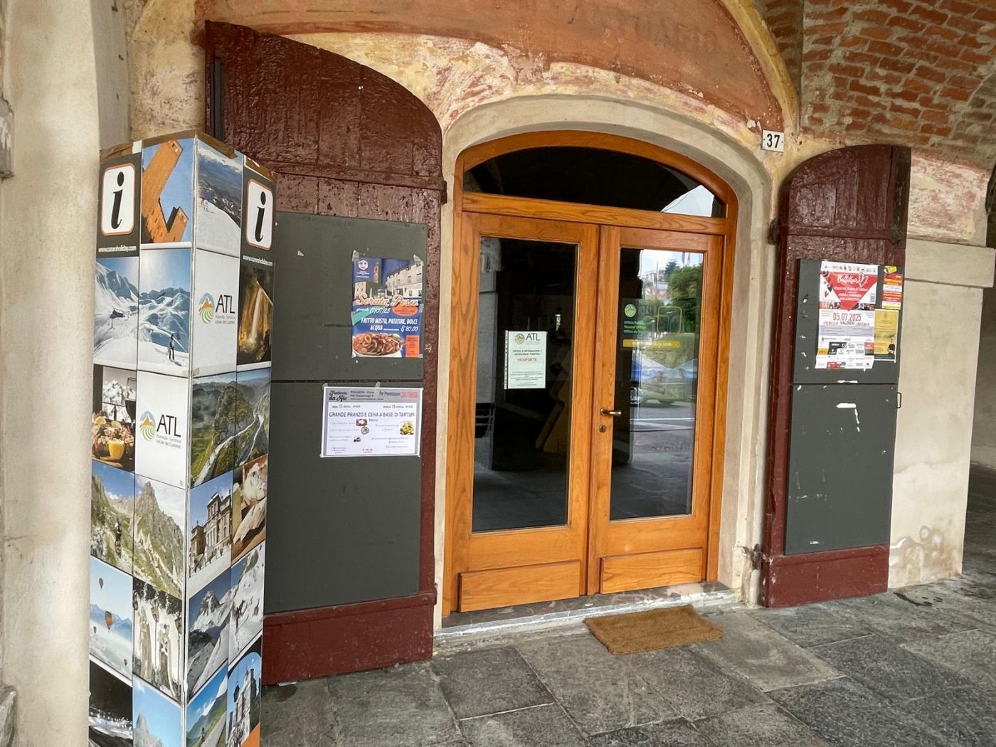 PROVINCIA GRANDA - L'Ufficio turistico di Vicoforte sotto la Palazzata