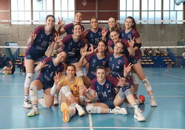 PROVINCIA GRANDA - Mondovì Volley: La gioia per la vittoria contro il Cus Torino