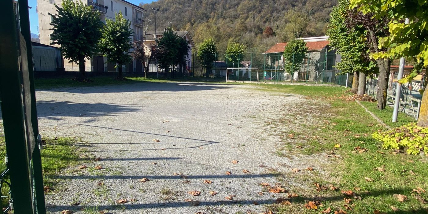 PROVINCIA GRANDA - Il campo sportivo del Piano