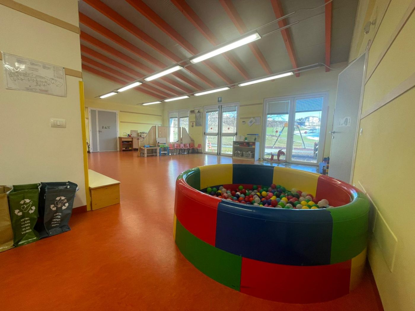 PROVINCIA GRANDA - Un'immagine all'interno dell'Asilo monasterese