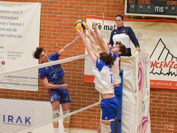 PROVINCIA GRANDA - Muro di Bellanti e Bosio su attacco di Ciriè