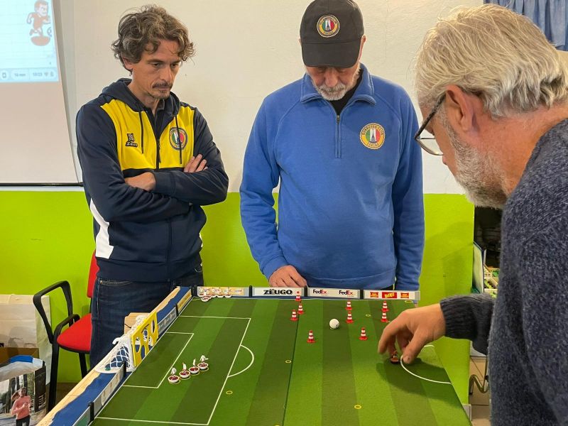 PROVINCIA GRANDA - Una fase del torneo nella sala polifunzionale vicese