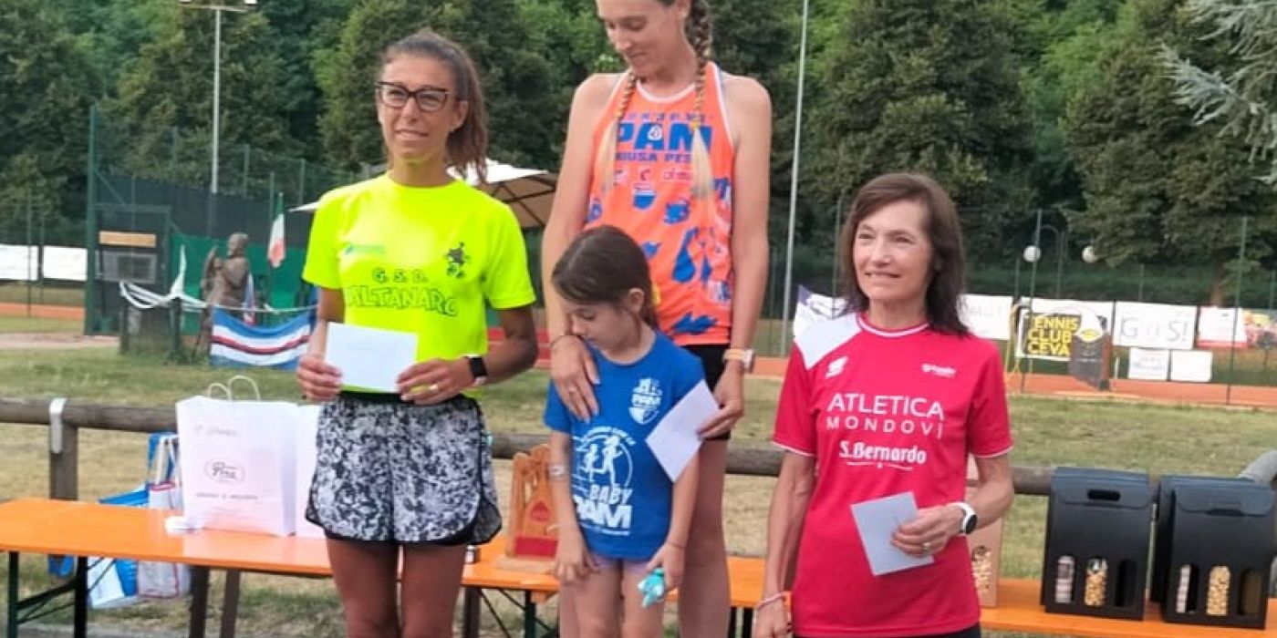 podio assoluto femminile Straceva