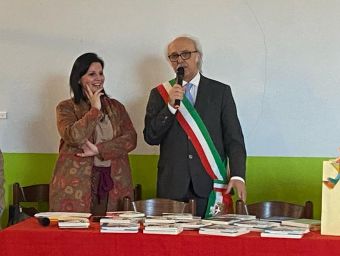 PROVINCIA GRANDA - La Dirigente scolastica Iadarola e il sindaco vicese Gasco