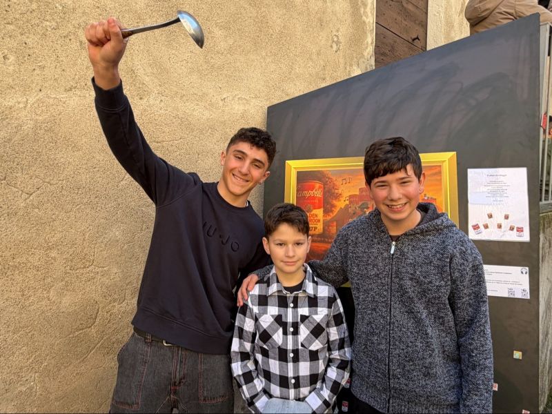 PROVINCIA GRANDA - Itinerario alunni quadri poesie Leopardi centro Carrù