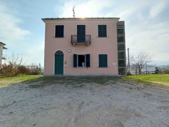 PROVINCIA GRANDA - I locali comunali a San Teobaldo
