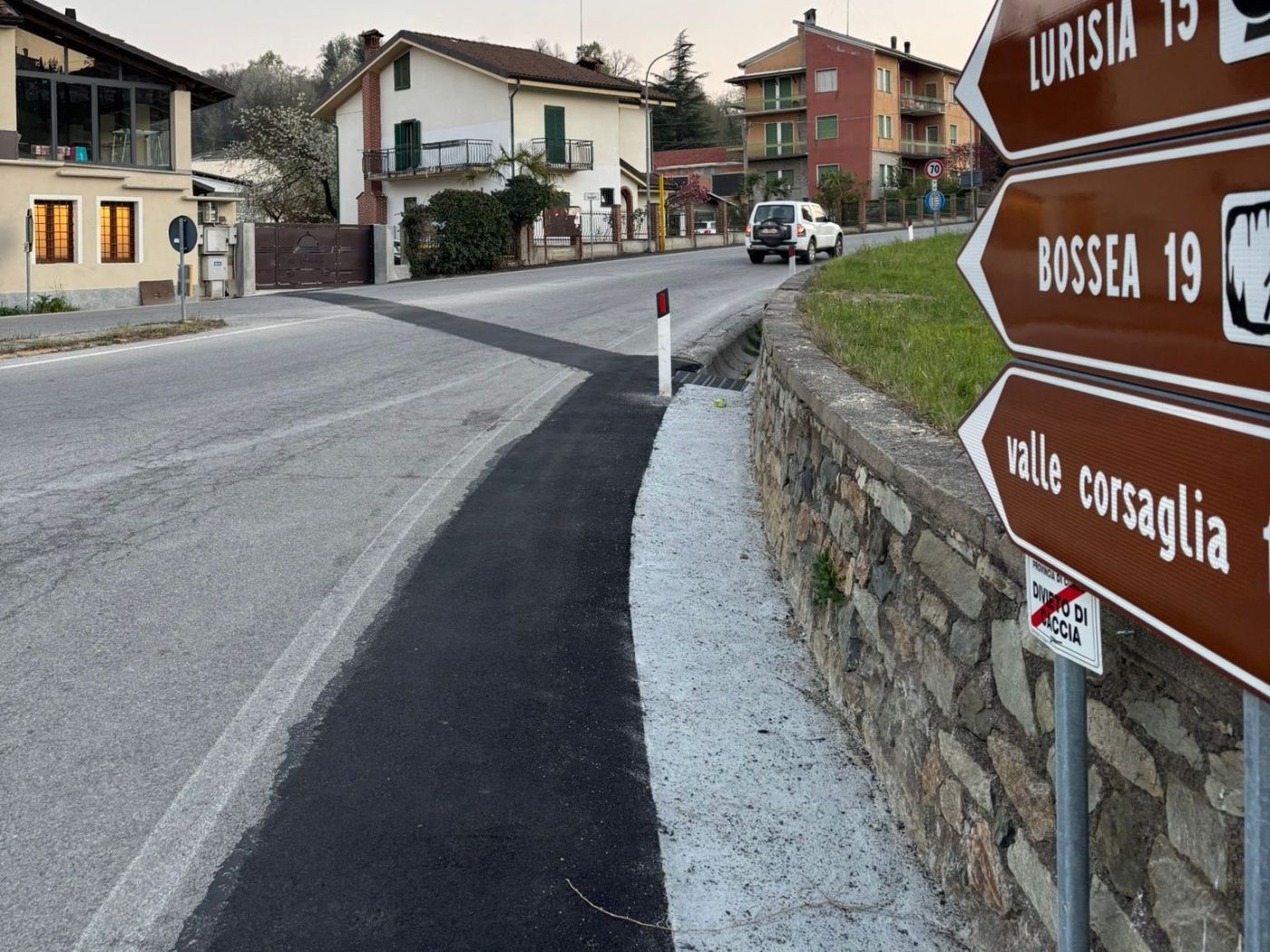 PROVINCIA GRANDA - L'incrocio ai Gandolfi interessato dai lavori