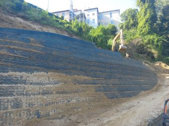 PROVINCIA GRANDA - Lavori di messa in sicurezza della collina di Piazza a Mondovì
