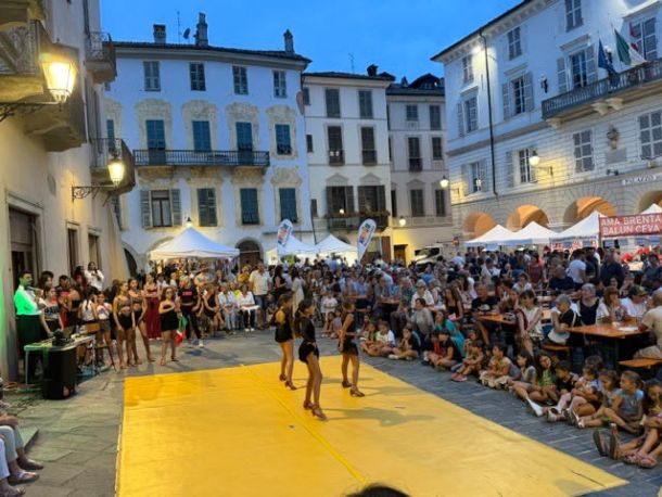 seva ca bugia esibizione ballo