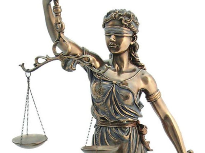 PROVINCIA GRANDA - Statua giustizia