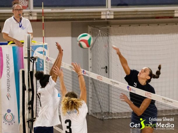 PROVINCIA GRANDA - Mondovì Volley - Barbaro in azione - foto Silvestri