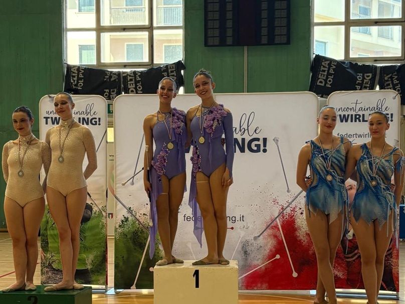 vittoria twirling Lasagna D'Acrì