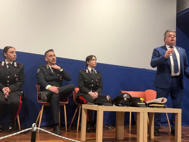 Intervento sindaco Dogliani Claudio Raviola incontro truffe