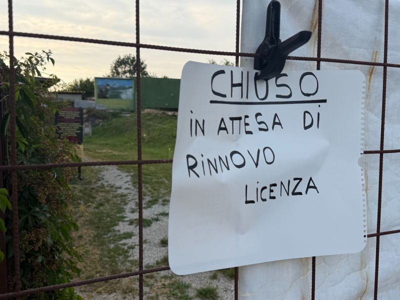 PROVINCIA GRANDA - Foglio all’ingresso del campo di tiro Porta dla Langa di Carrù