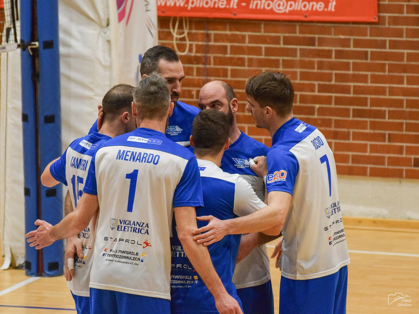 PROVINCIA GRANDA - Abbraccio biancoblù