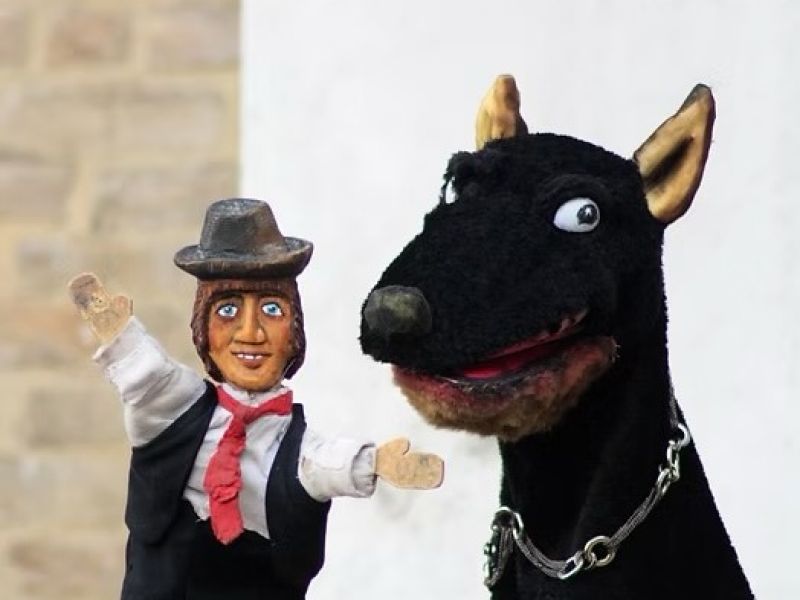 PROVINCIA GRANDA - Spettacolo di burattini cane infernale Murazzano