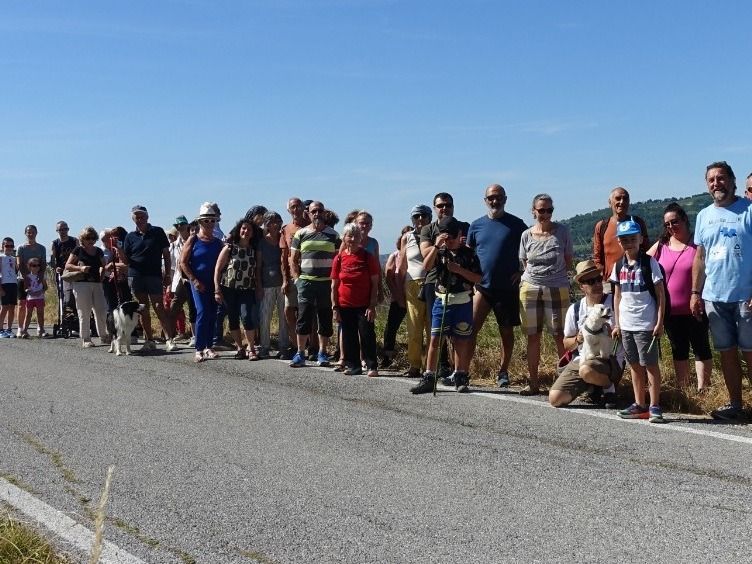 PROVINCIA GRANDA - I partecipanti alla camminata