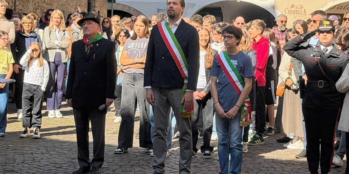 Carrù autorità 25 aprile