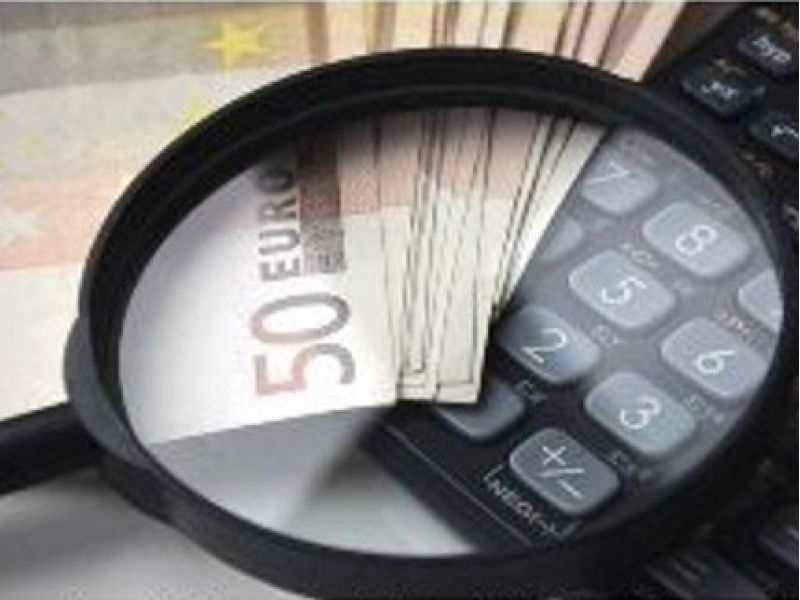 PROVINCIA GRANDA - Lente d'ingrandimento, soldi, calcolatrice