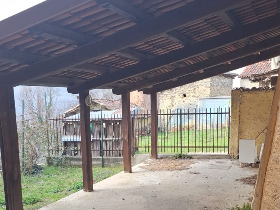 PROVINCIA GRANDA - Il porticato esterno