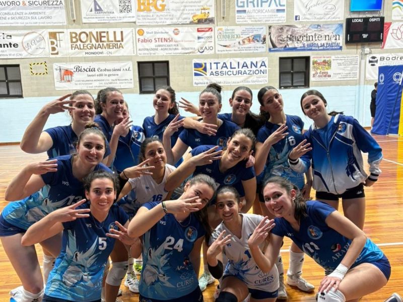 PROVINCIA GRANDA - Villanova C femminile esultanza